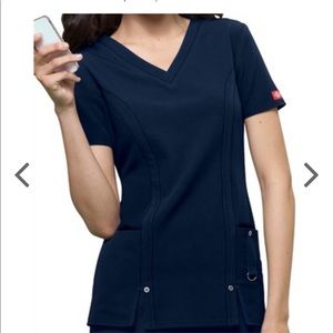 Dickies xtreme stretch scrub top L